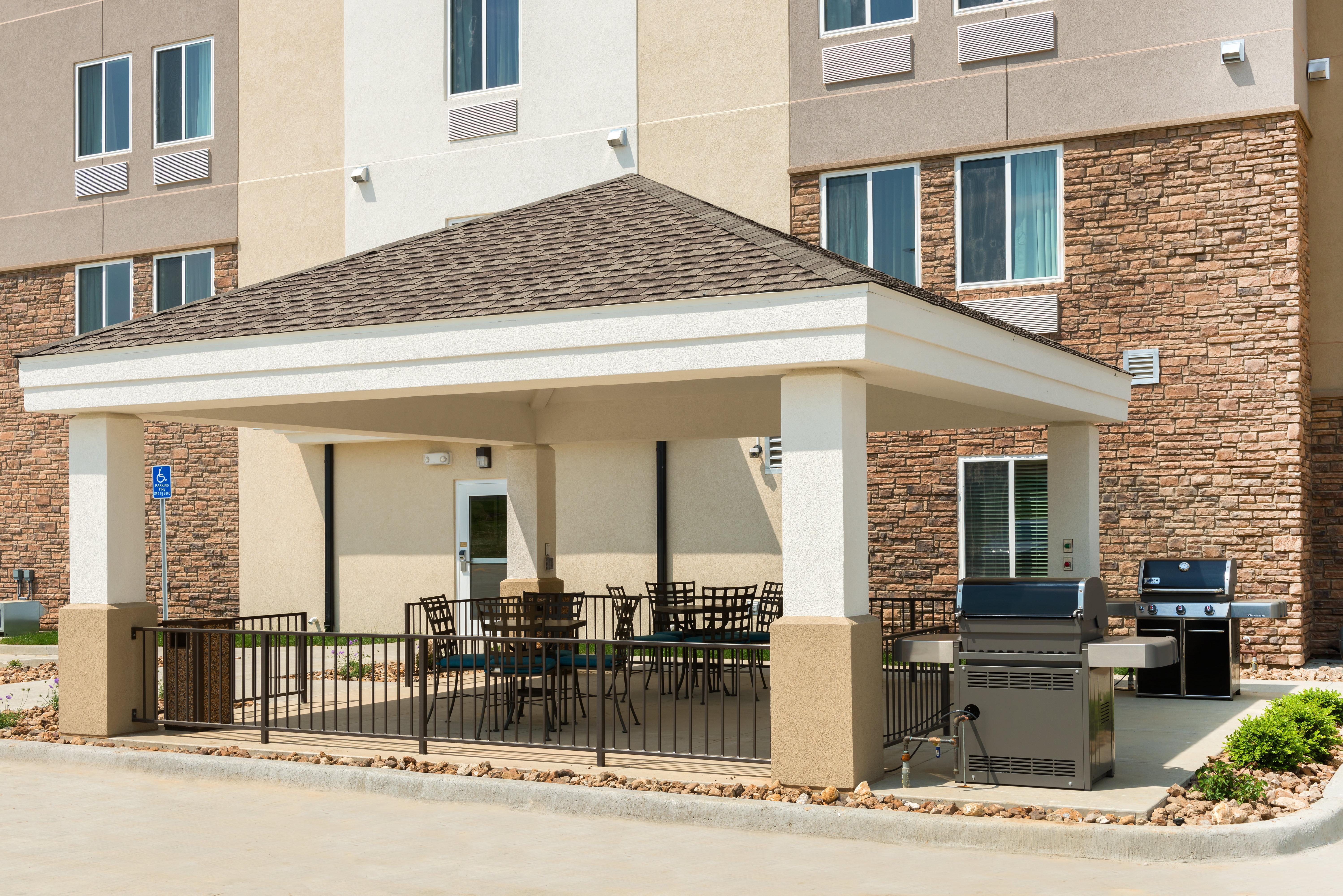 Candlewood Suites Columbia Hwy 63 & I-70 By Ihg Ngoại thất bức ảnh
